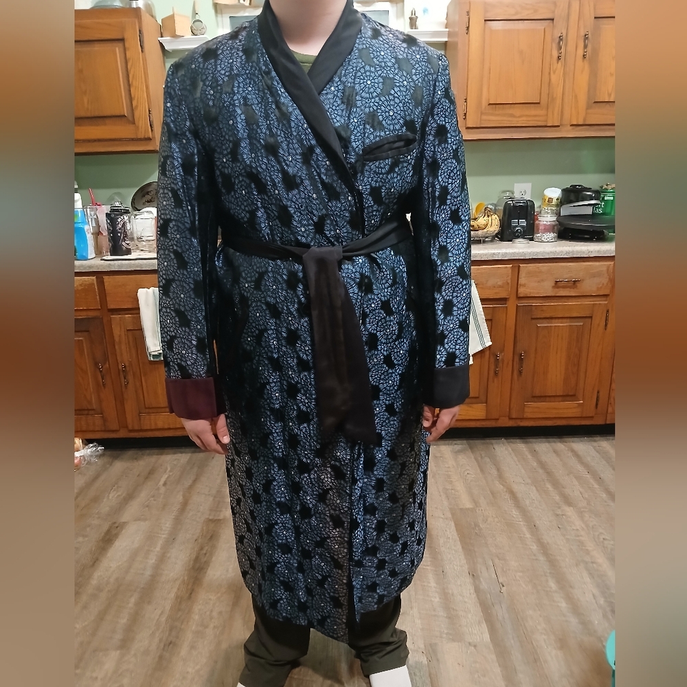Vintage Mens Long Smoking Jacket/ Dressing Robe.